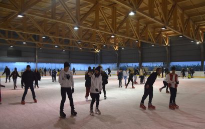 Vasárnap jégkorong torna a Városi Jégpályán
